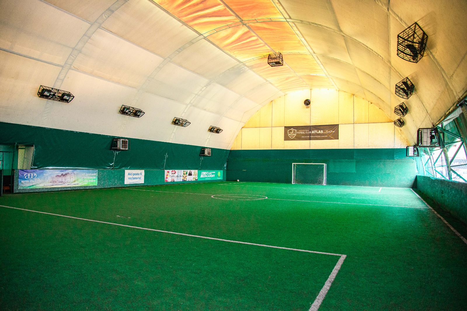 Închiriere Teren Fotbal